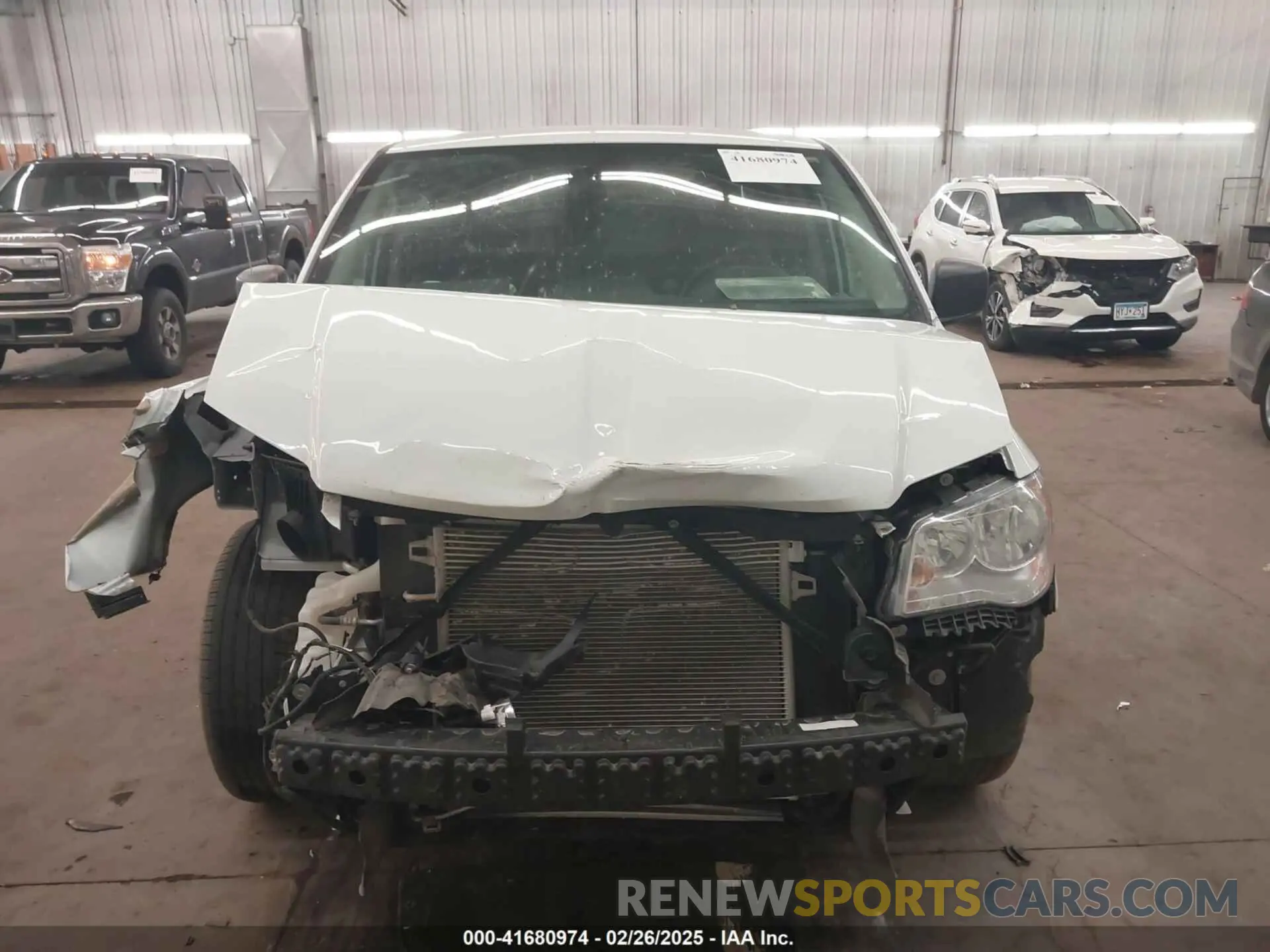 13 Photograph of a damaged car 2C4RDGBG4LR168233 DODGE GRAND CARAVAN 2020