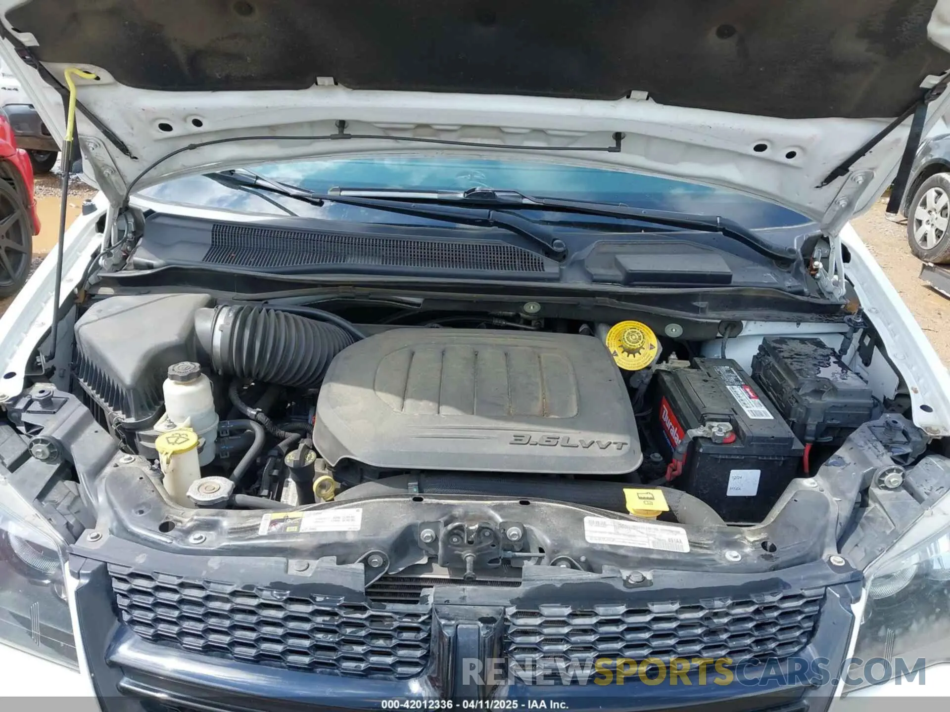 10 Photograph of a damaged car 2C4RDGBG4LR175537 DODGE GRAND CARAVAN 2020