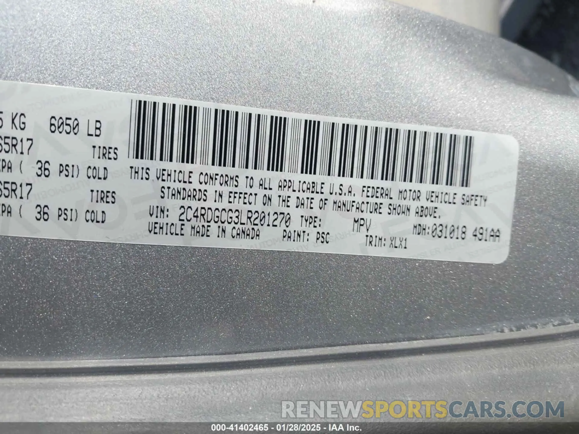 9 Photograph of a damaged car 2C4RDGCG3LR201270 DODGE GRAND CARAVAN 2020
