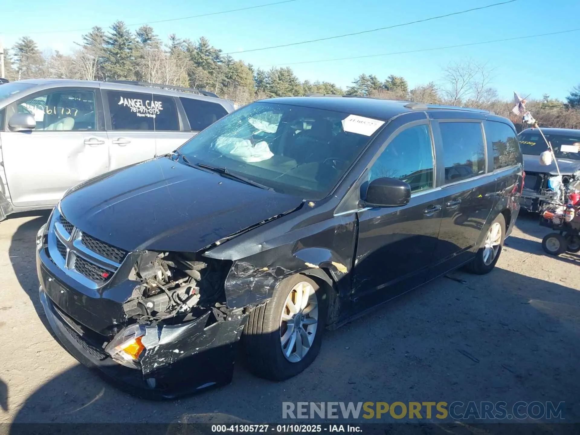 2 Photograph of a damaged car 2C4RDGCG4LR174290 DODGE GRAND CARAVAN 2020