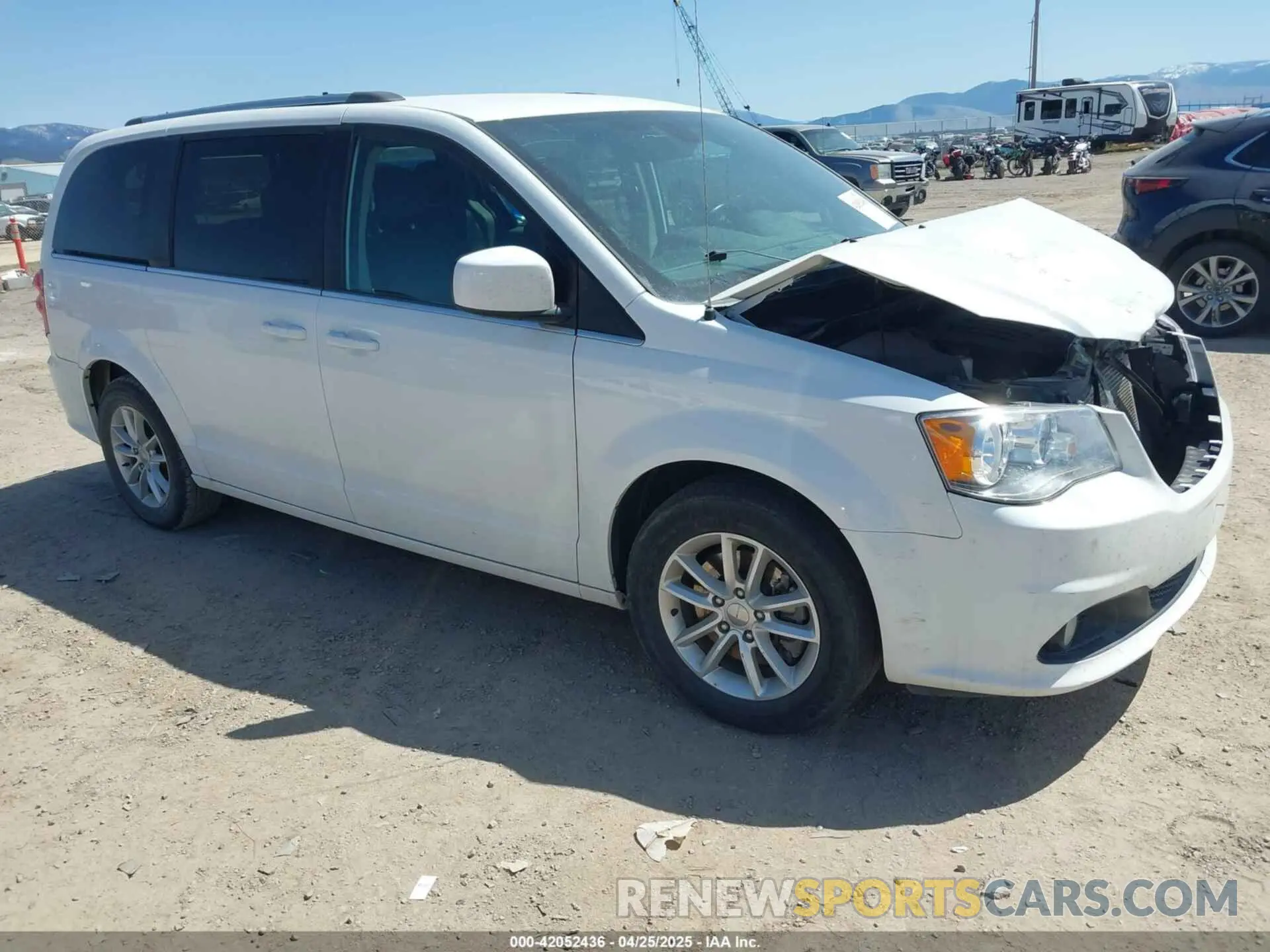 1 Photograph of a damaged car 2C4RDGCG9LR254264 DODGE GRAND CARAVAN 2020