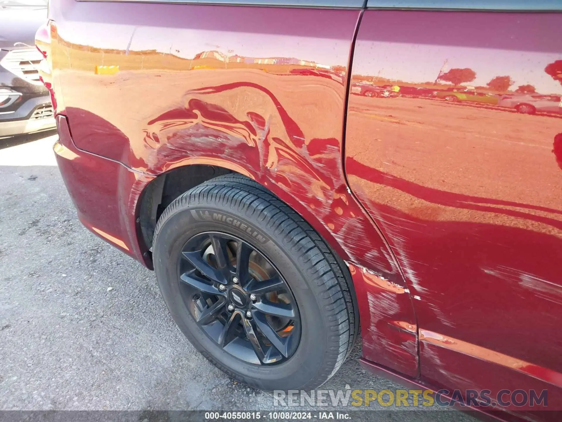 19 Photograph of a damaged car 2C4RDGEG8LR160664 DODGE GRAND CARAVAN 2020