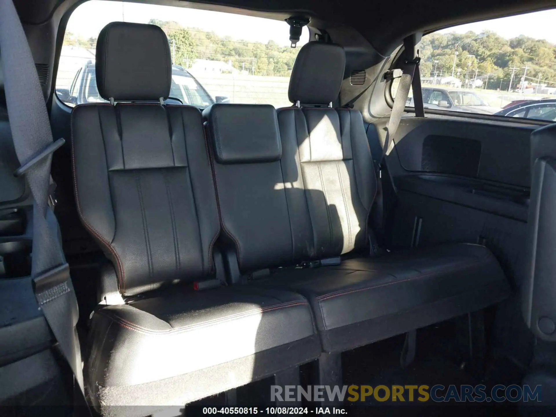 21 Photograph of a damaged car 2C4RDGEG8LR160664 DODGE GRAND CARAVAN 2020