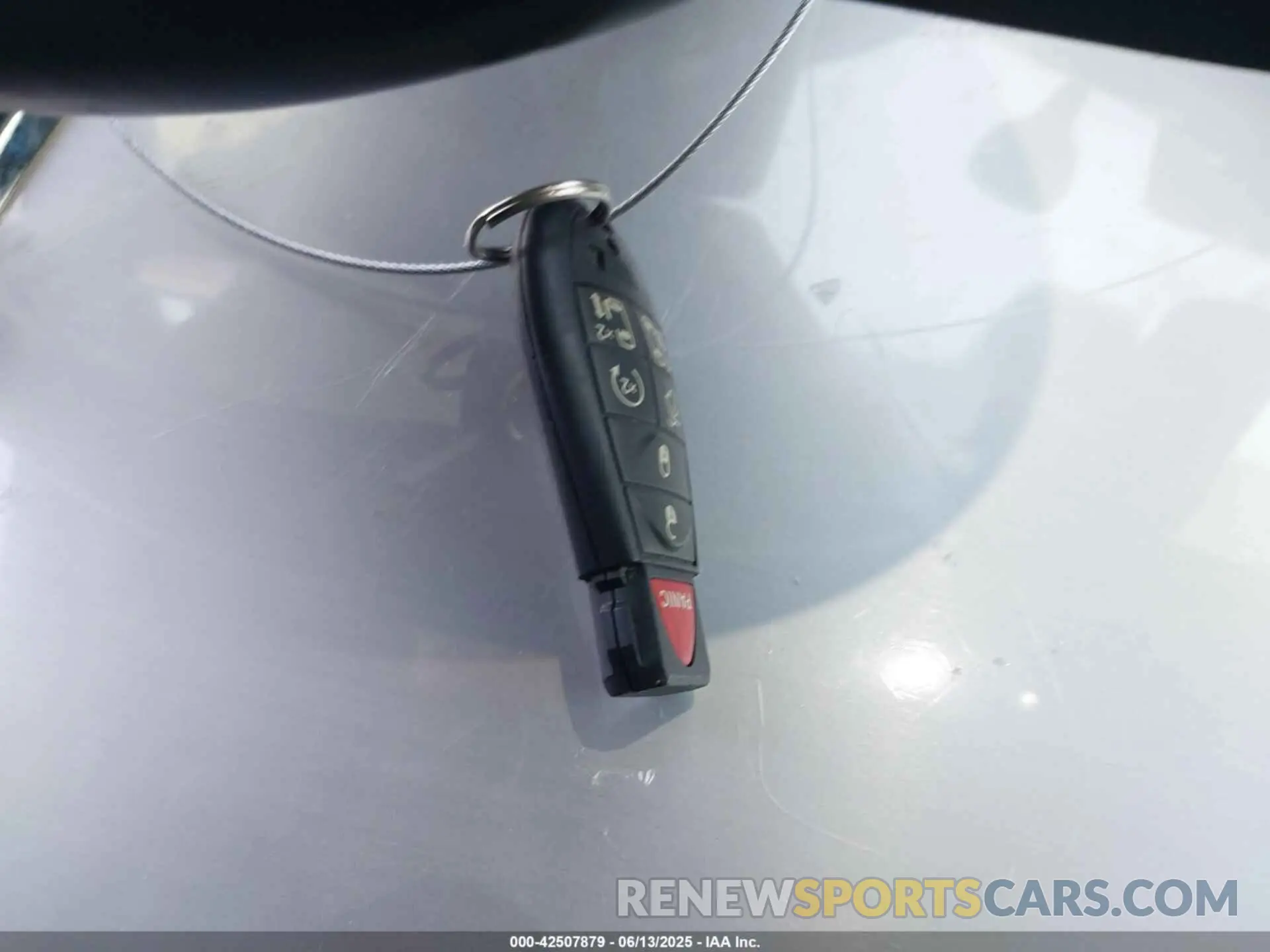11 Photograph of a damaged car 2C4RDGEG9LR160477 DODGE GRAND CARAVAN 2020