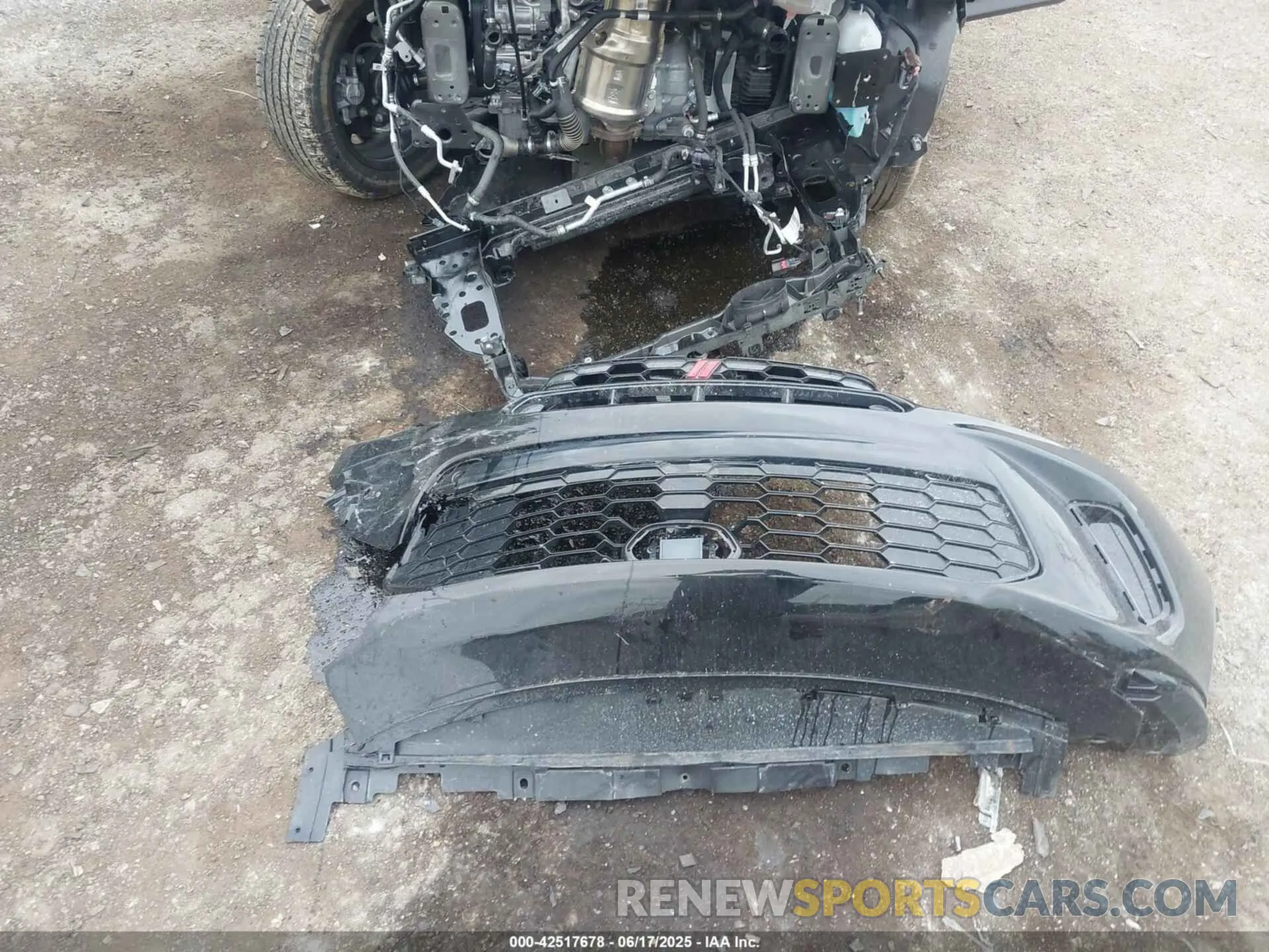 17 Photograph of a damaged car ZACNDFANXR3A35926 DODGE HORNET 2024