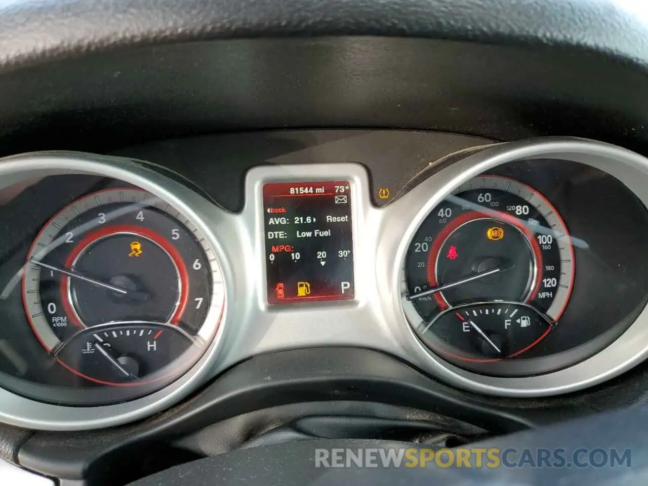 9 Photograph of a damaged car 3C4PDCAB3KT803881 DODGE JOURNEY 2019