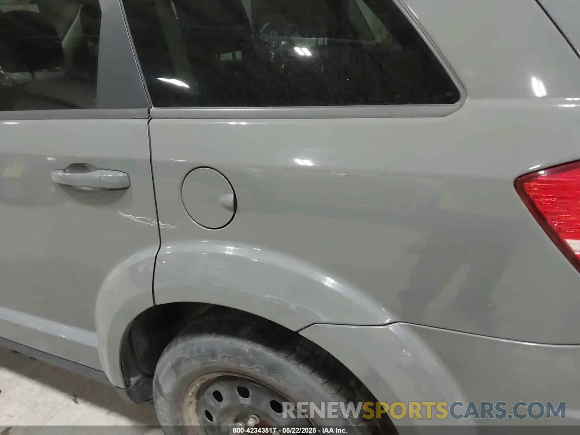 19 Фотография поврежденного автомобиля 3C4PDCAB3KT872327 DODGE JOURNEY 2019