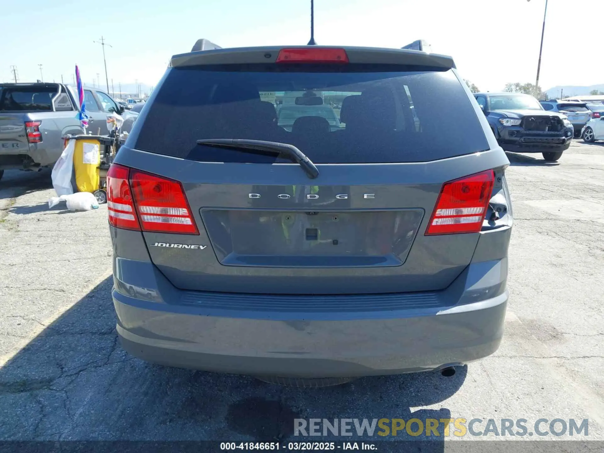 17 Фотография поврежденного автомобиля 3C4PDCAB4KT749734 DODGE JOURNEY 2019