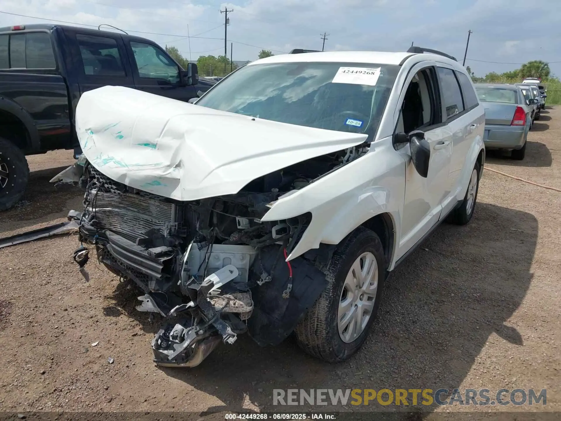 6 Photograph of a damaged car 3C4PDCAB4KT861661 DODGE JOURNEY 2019