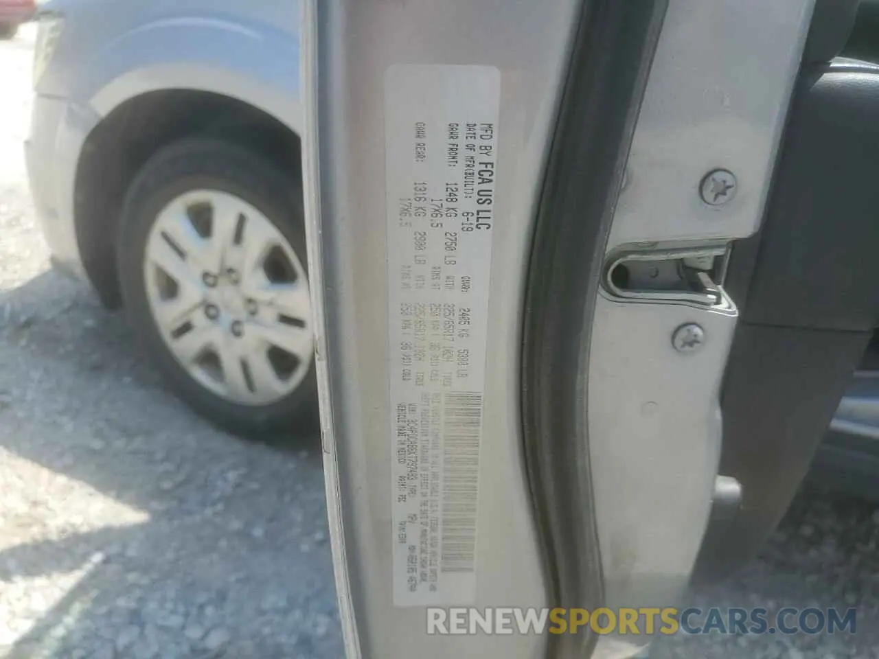 15 Photograph of a damaged car 3C4PDCAB6KT797493 DODGE JOURNEY 2019