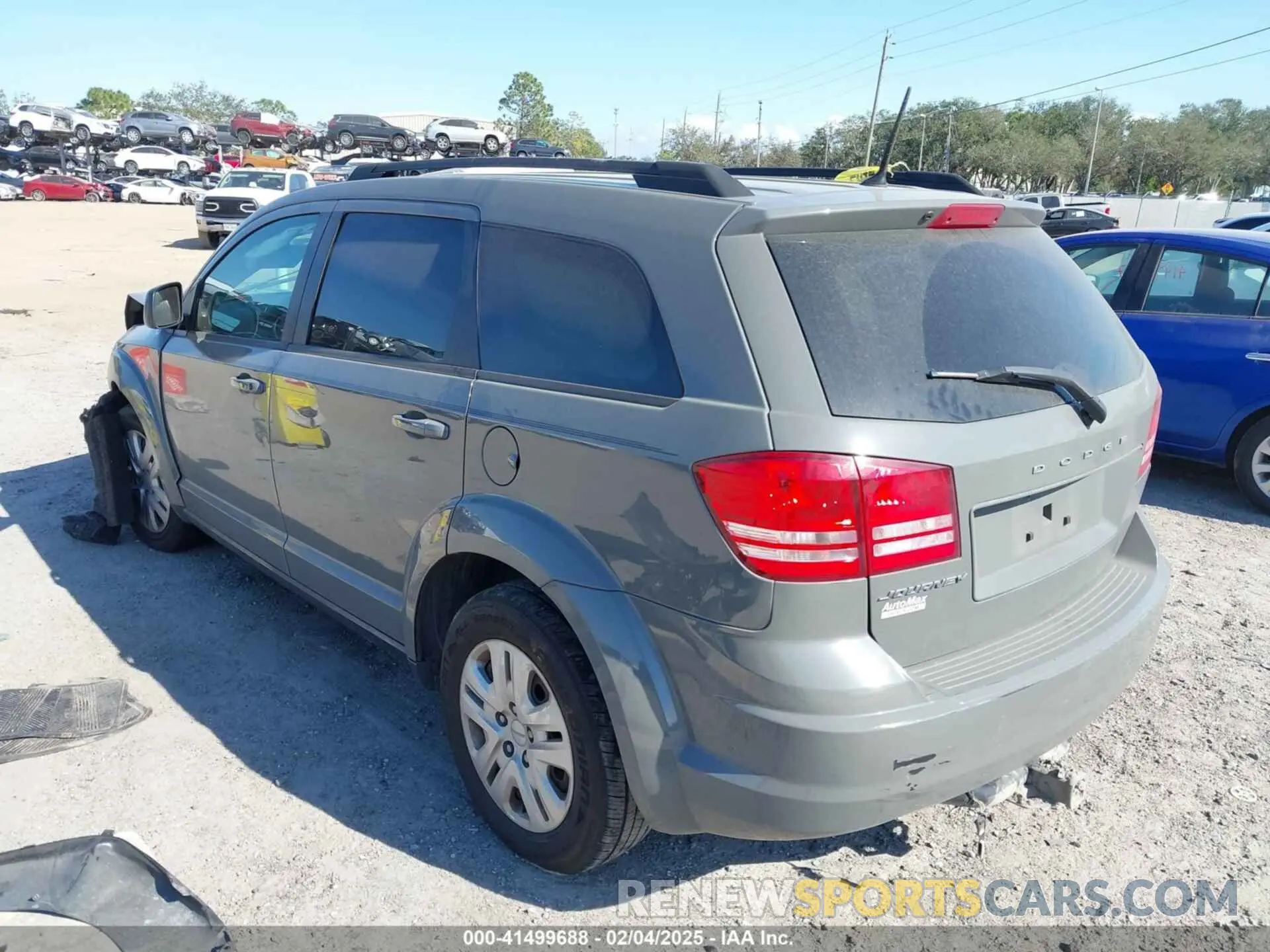 3 Photograph of a damaged car 3C4PDCAB8KT873487 DODGE JOURNEY 2019