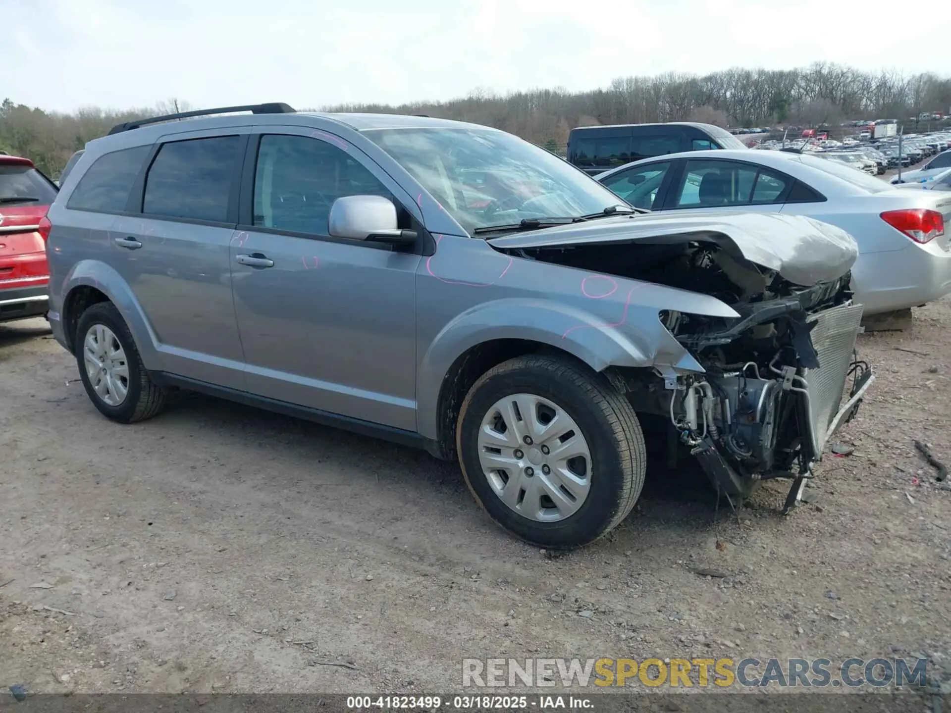 1 Photograph of a damaged car 3C4PDCBB0KT719211 DODGE JOURNEY 2019