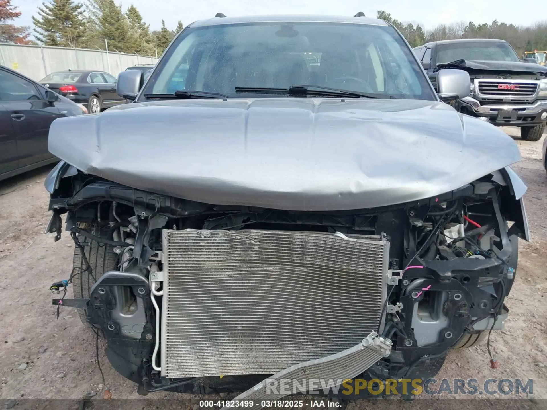 6 Photograph of a damaged car 3C4PDCBB0KT719211 DODGE JOURNEY 2019