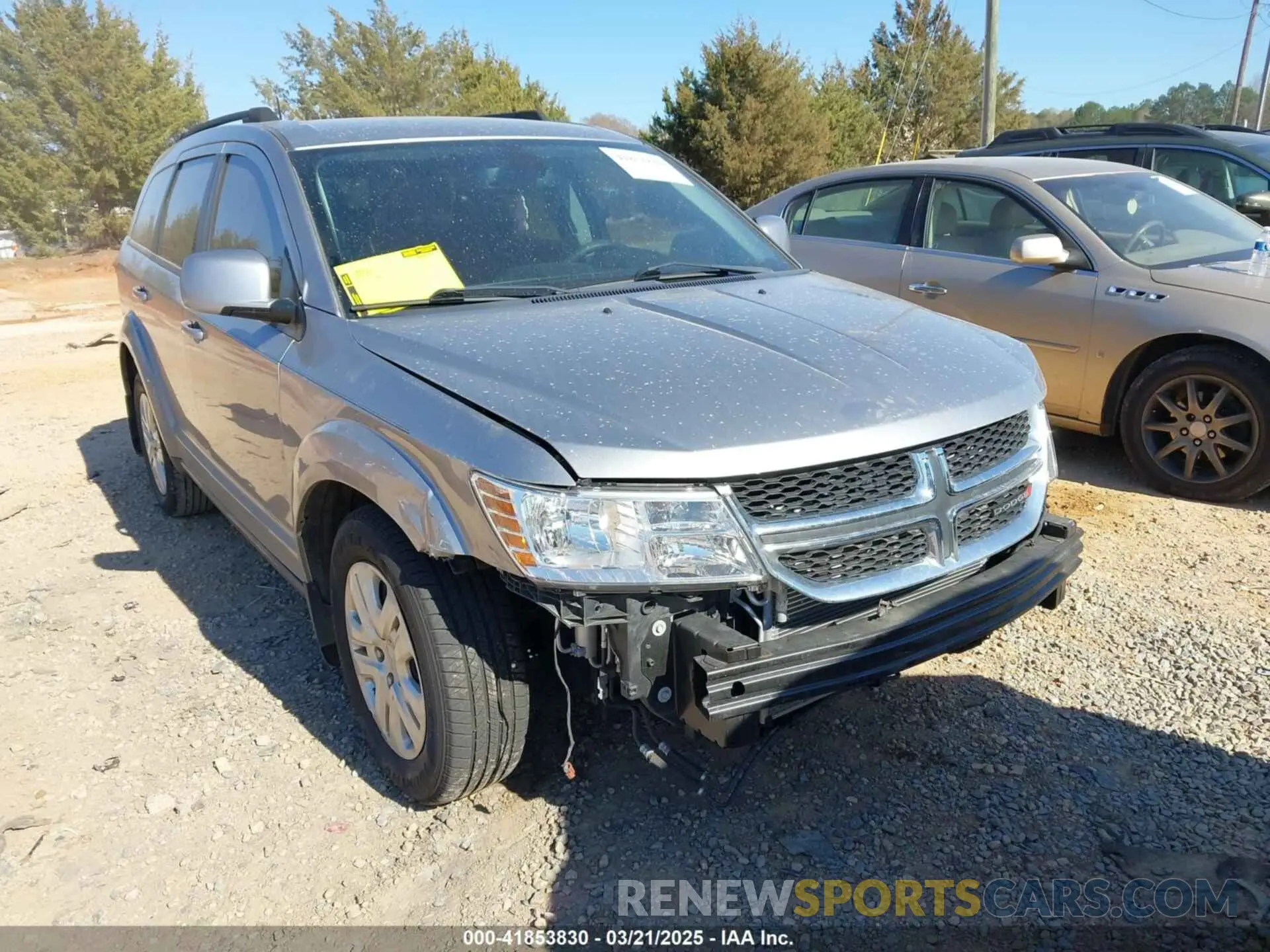 1 Photograph of a damaged car 3C4PDCBB0KT798122 DODGE JOURNEY 2019