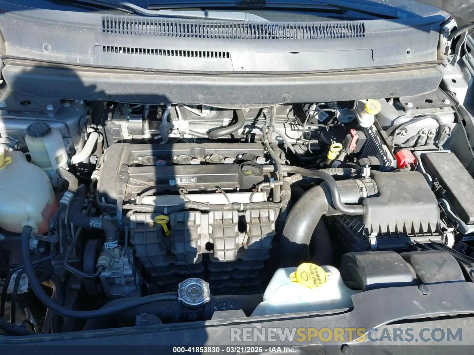 10 Photograph of a damaged car 3C4PDCBB0KT798122 DODGE JOURNEY 2019