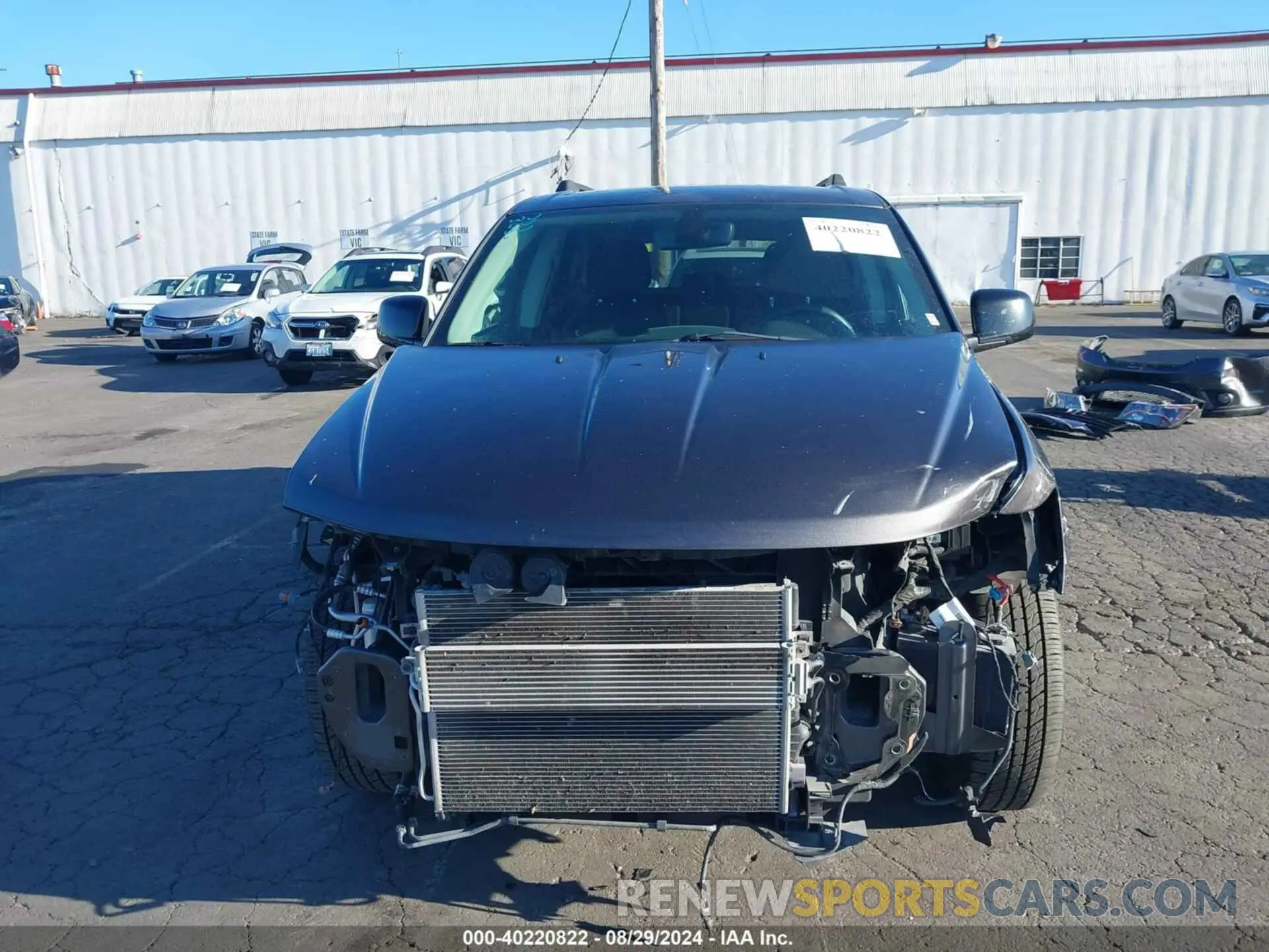 6 Photograph of a damaged car 3C4PDCBB0KT874812 DODGE JOURNEY 2019