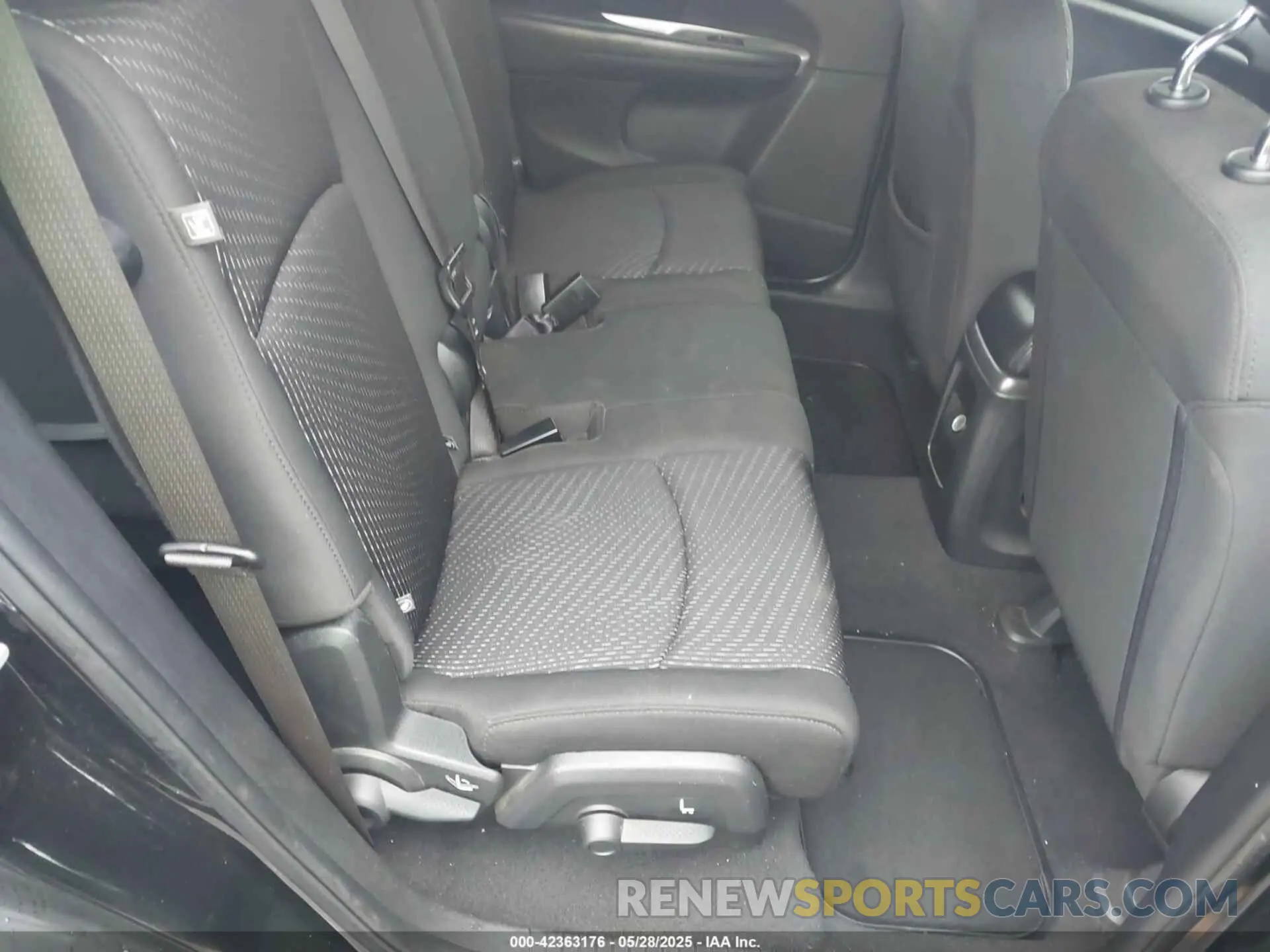 8 Фотография поврежденного автомобиля 3C4PDCBB1KT870039 DODGE JOURNEY 2019