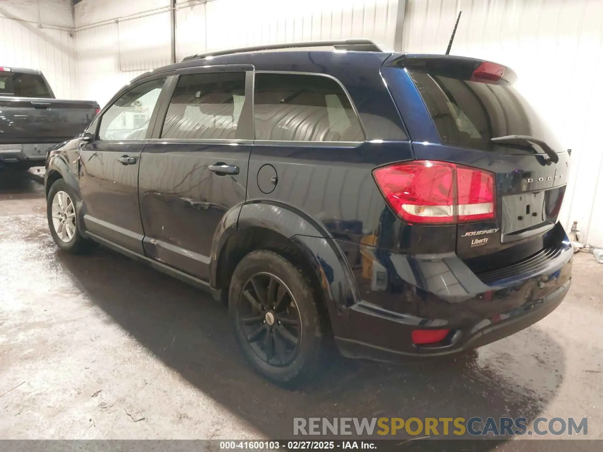 3 Photograph of a damaged car 3C4PDCBB2KT707772 DODGE JOURNEY 2019