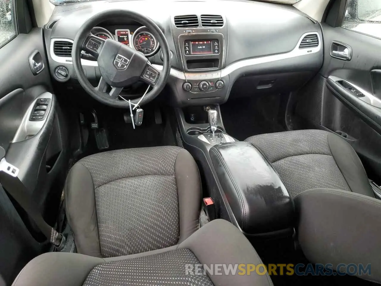 8 Photograph of a damaged car 3C4PDCBB2KT867201 DODGE JOURNEY 2019