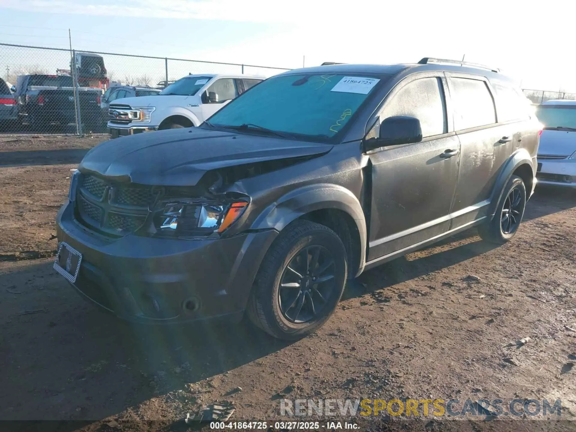 2 Photograph of a damaged car 3C4PDCBB2KT873970 DODGE JOURNEY 2019
