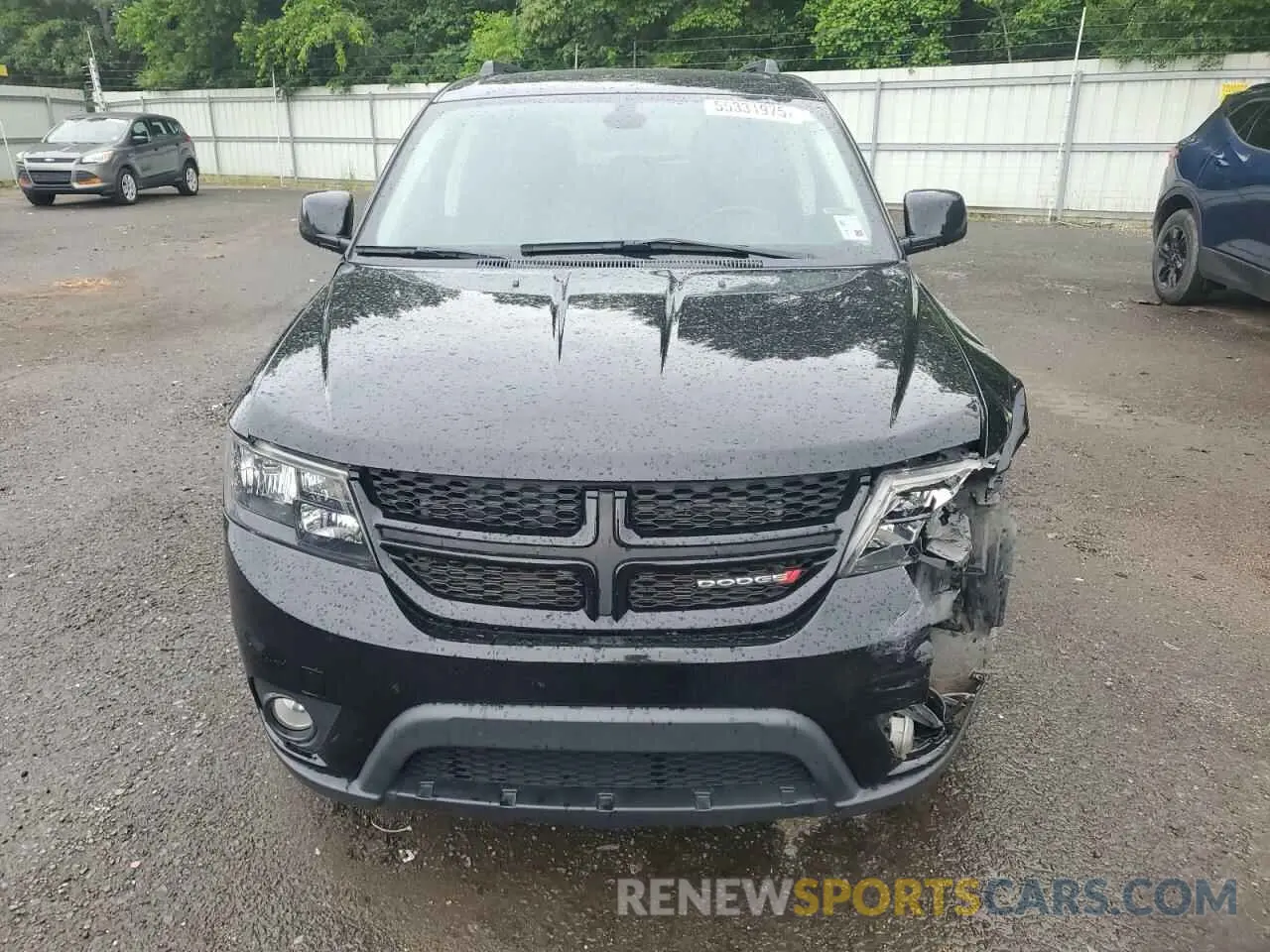 5 Photograph of a damaged car 3C4PDCBB3KT860516 DODGE JOURNEY 2019