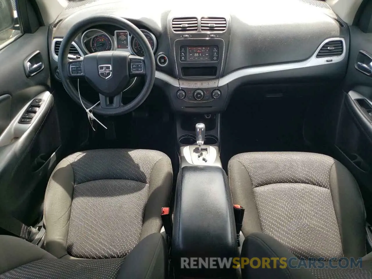 8 Фотография поврежденного автомобиля 3C4PDCBB4KT701469 DODGE JOURNEY 2019