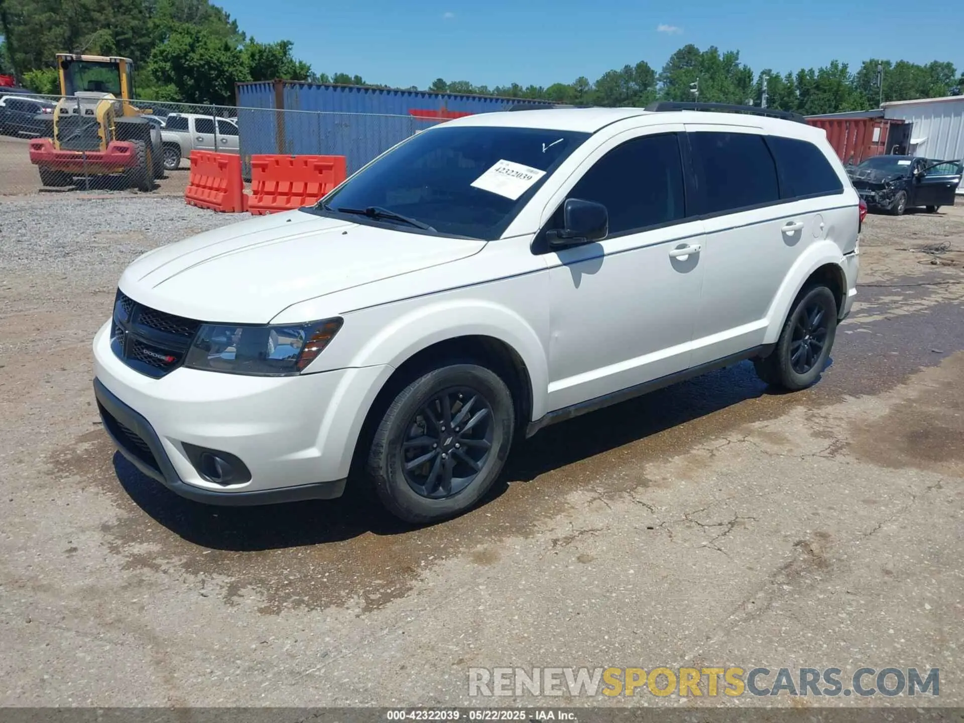 2 Photograph of a damaged car 3C4PDCBB4KT862579 DODGE JOURNEY 2019