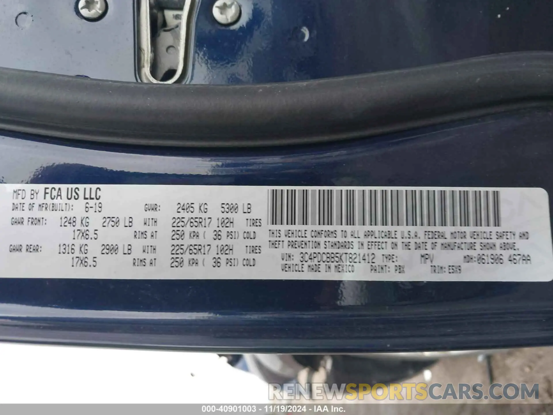 9 Photograph of a damaged car 3C4PDCBB5KT821412 DODGE JOURNEY 2019