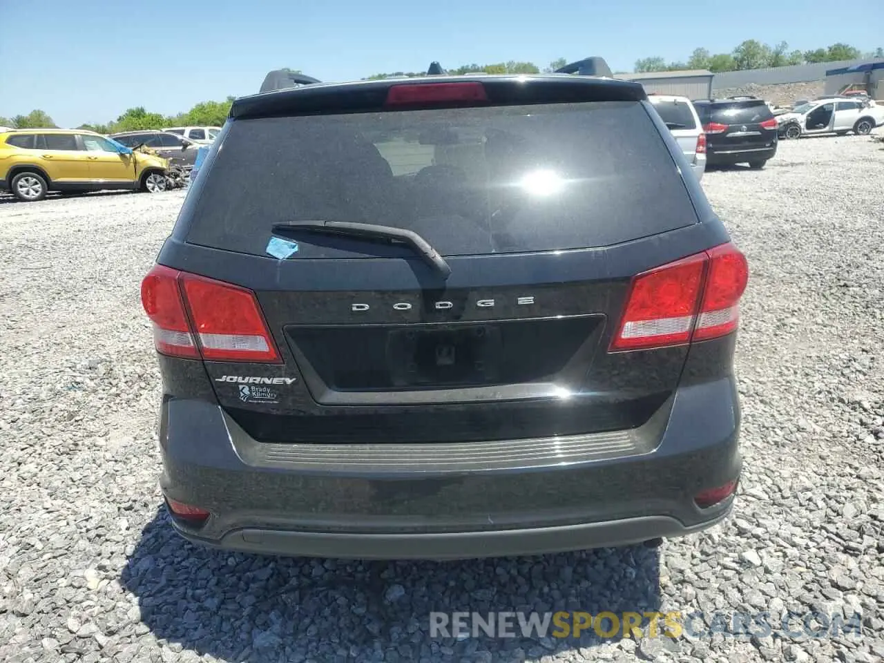 6 Photograph of a damaged car 3C4PDCBB6KT837618 DODGE JOURNEY 2019