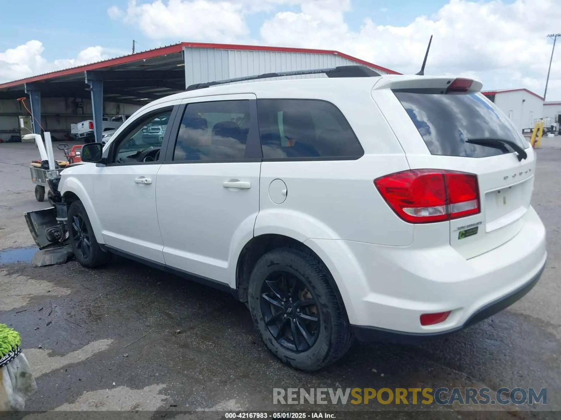 14 Photograph of a damaged car 3C4PDCBB8KT804717 DODGE JOURNEY 2019