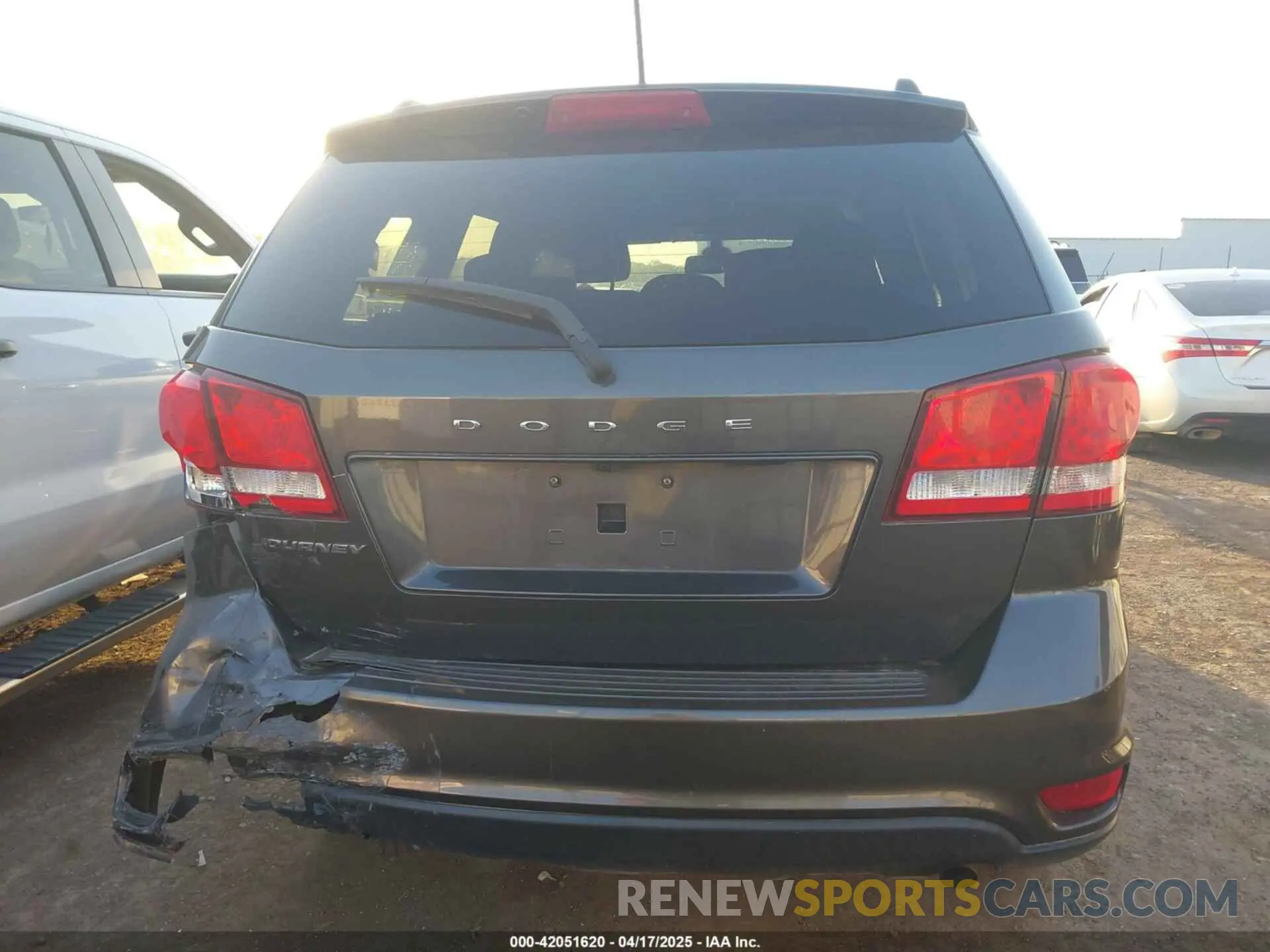 16 Фотография поврежденного автомобиля 3C4PDCBB8KT858387 DODGE JOURNEY 2019