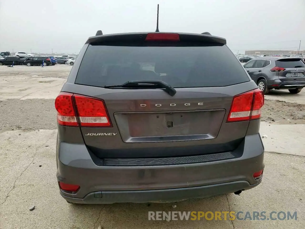 6 Photograph of a damaged car 3C4PDCBB9KT848399 DODGE JOURNEY 2019