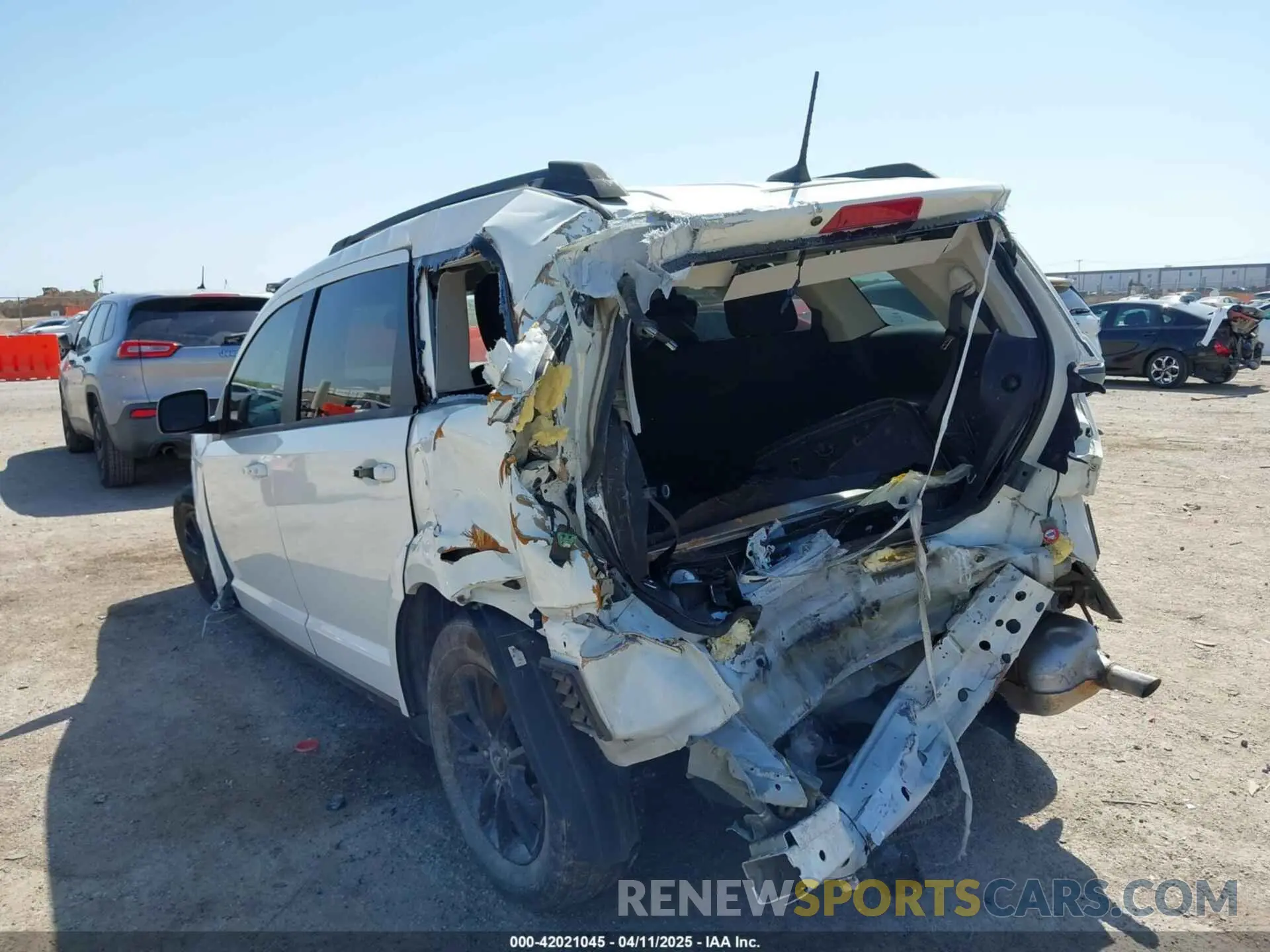 3 Фотография поврежденного автомобиля 3C4PDCBB9KT863288 DODGE JOURNEY 2019