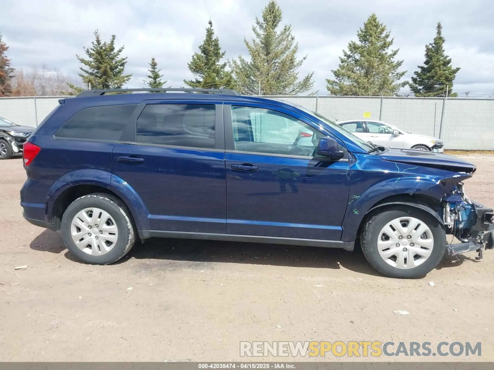 13 Photograph of a damaged car 3C4PDCBBXKT707700 DODGE JOURNEY 2019