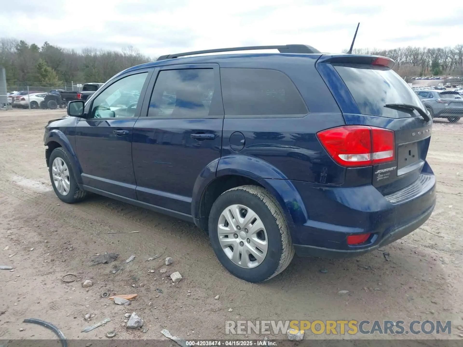 3 Photograph of a damaged car 3C4PDCBBXKT707700 DODGE JOURNEY 2019
