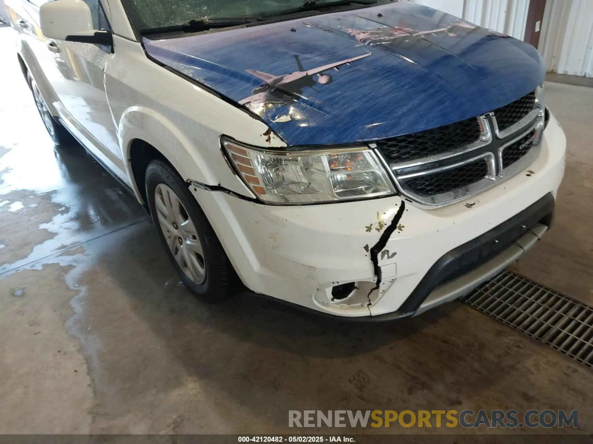 6 Photograph of a damaged car 3C4PDCBBXKT835029 DODGE JOURNEY 2019