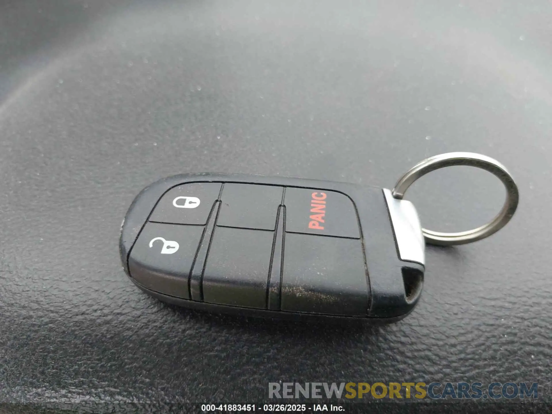 11 Photograph of a damaged car 3C4PDCBBXKT863882 DODGE JOURNEY 2019