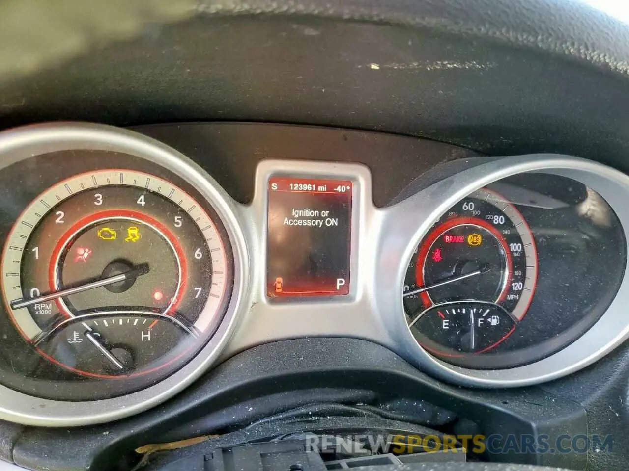 9 Фотография поврежденного автомобиля 3C4PDCBG0KT798181 DODGE JOURNEY 2019