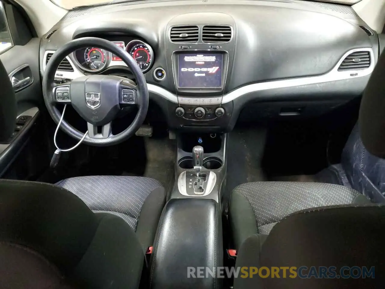 8 Фотография поврежденного автомобиля 3C4PDCBG2KT873270 DODGE JOURNEY 2019