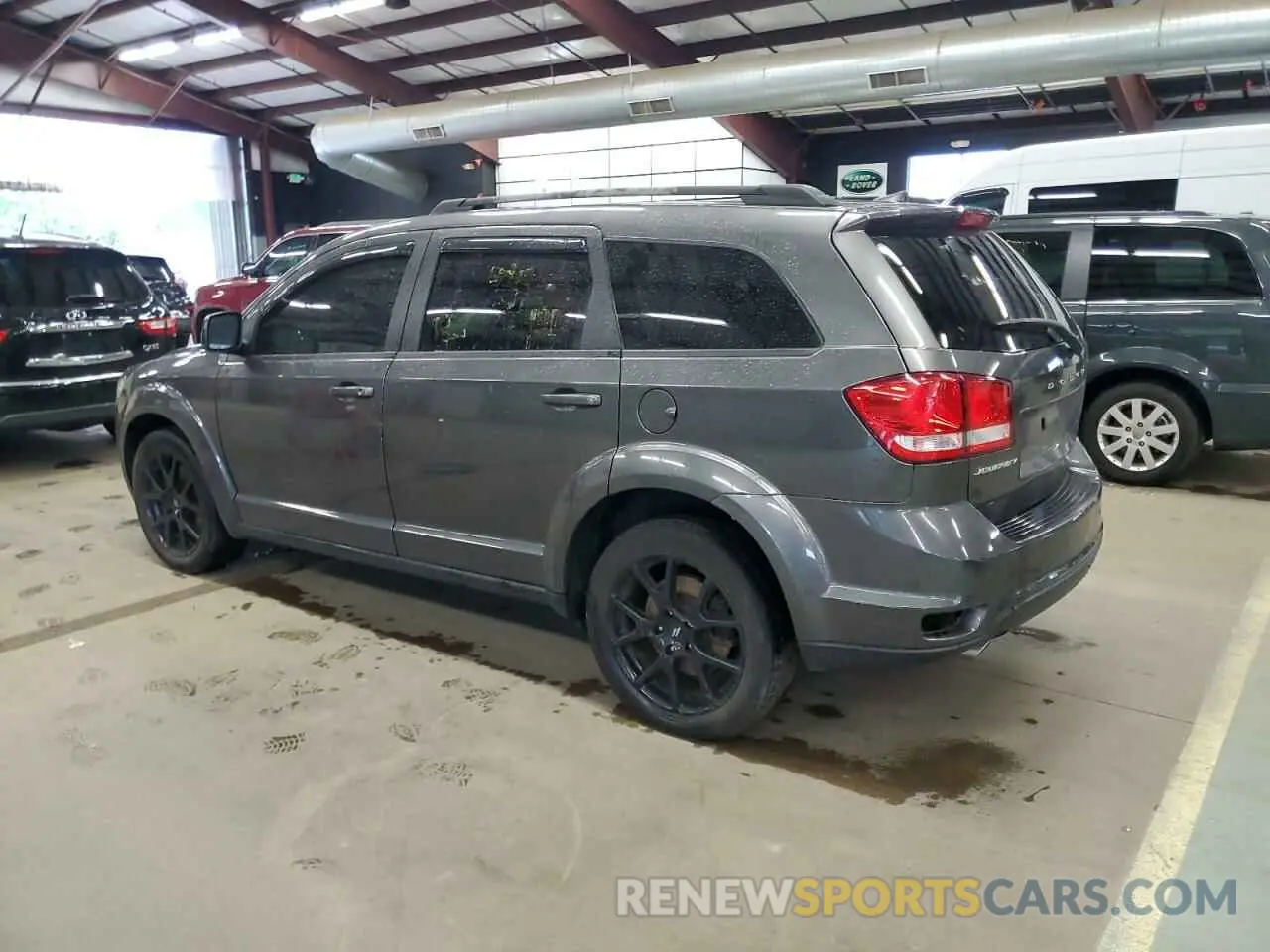 2 Photograph of a damaged car 3C4PDCBG4KT873206 DODGE JOURNEY 2019