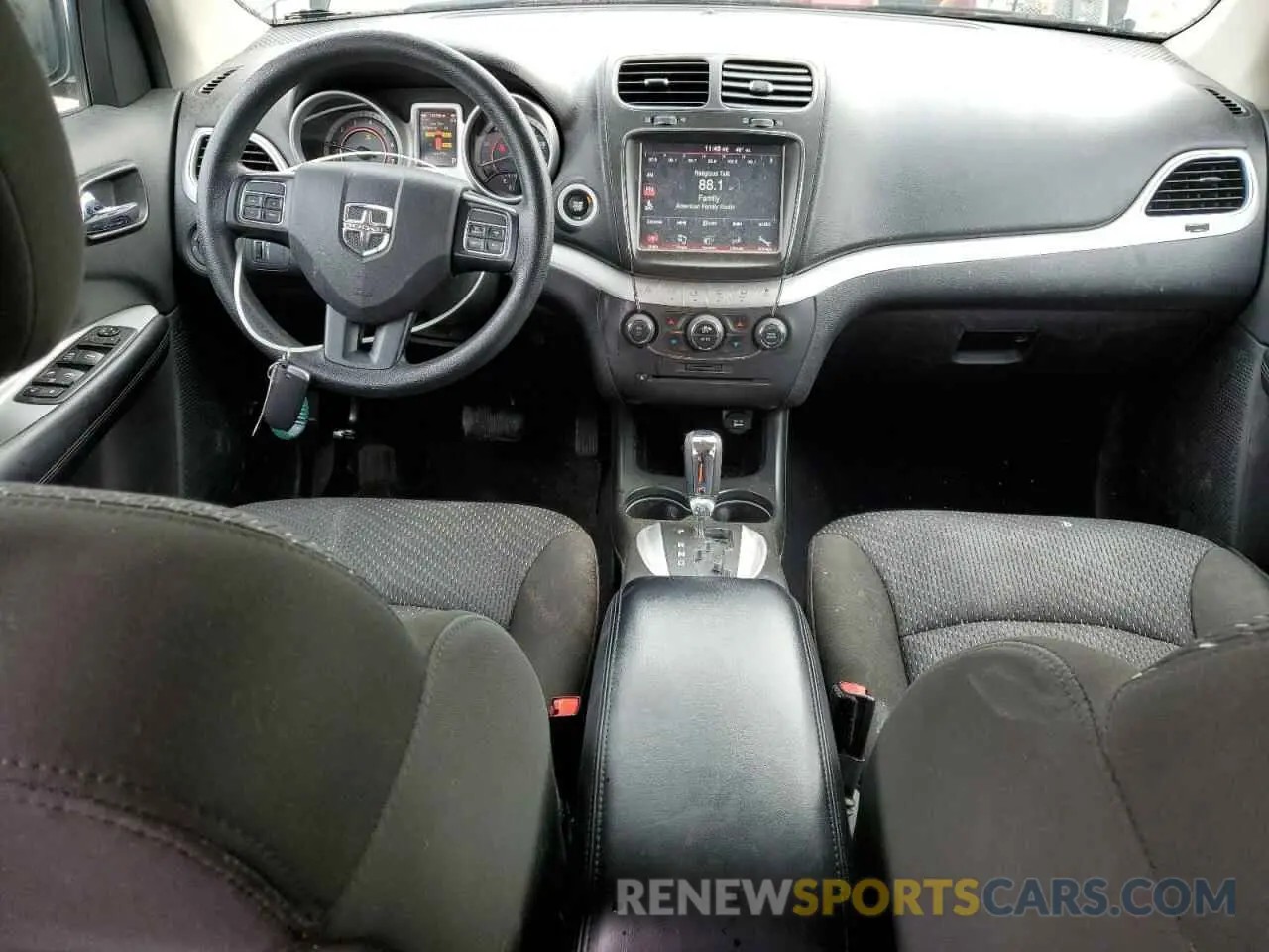 8 Фотография поврежденного автомобиля 3C4PDCBG5KT874901 DODGE JOURNEY 2019