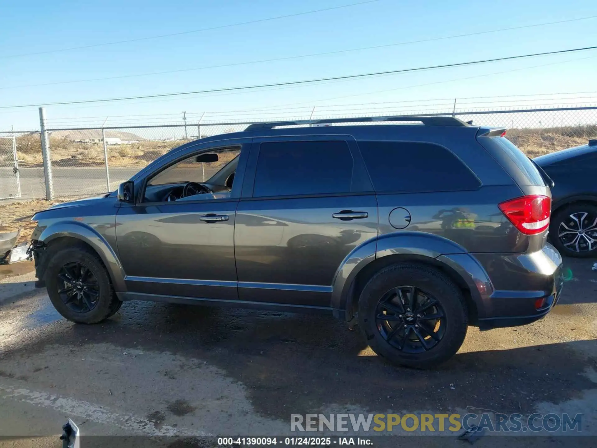 15 Photograph of a damaged car 3C4PDCBG7KT872888 DODGE JOURNEY 2019