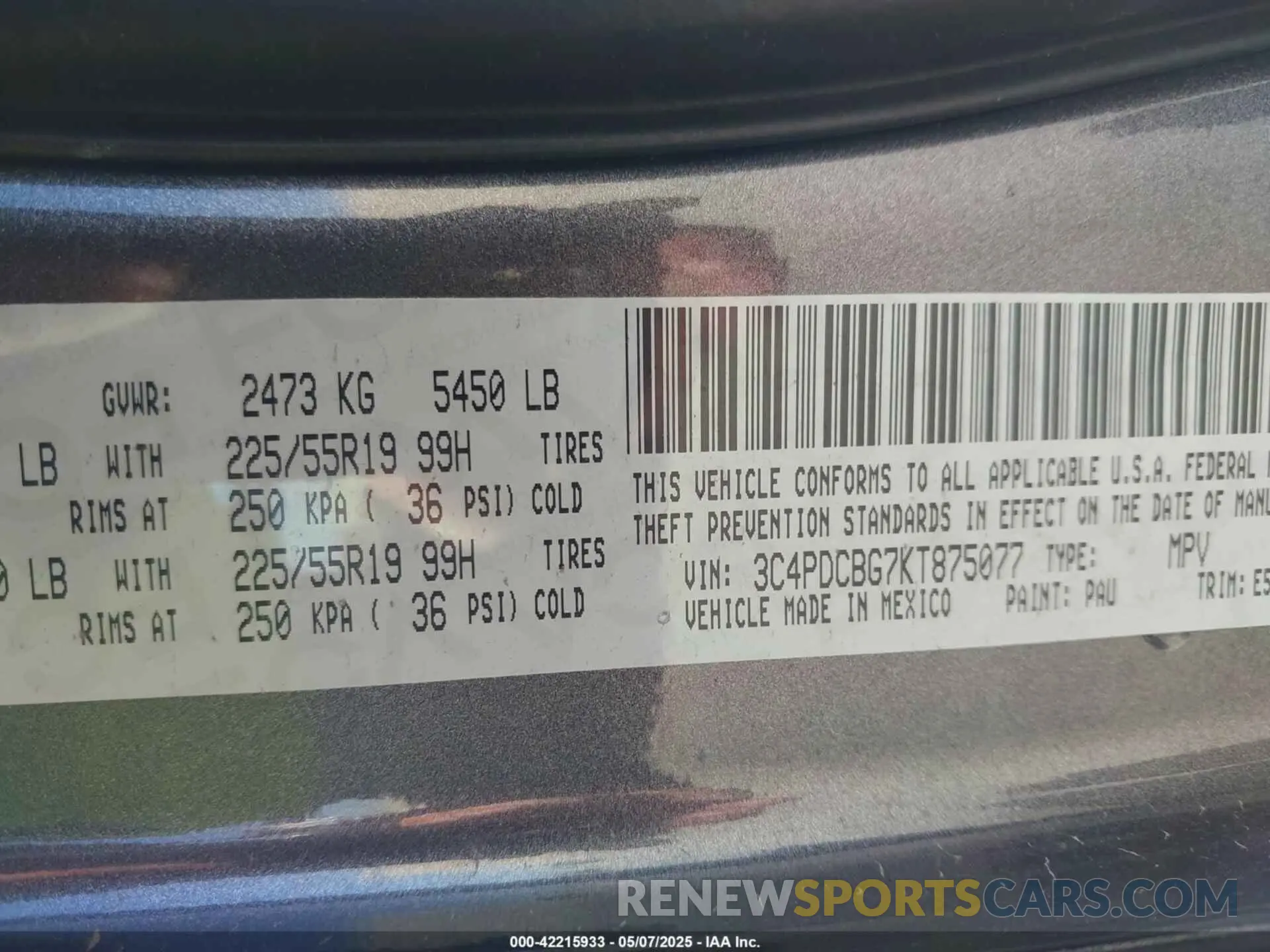 9 Photograph of a damaged car 3C4PDCBG7KT875077 DODGE JOURNEY 2019