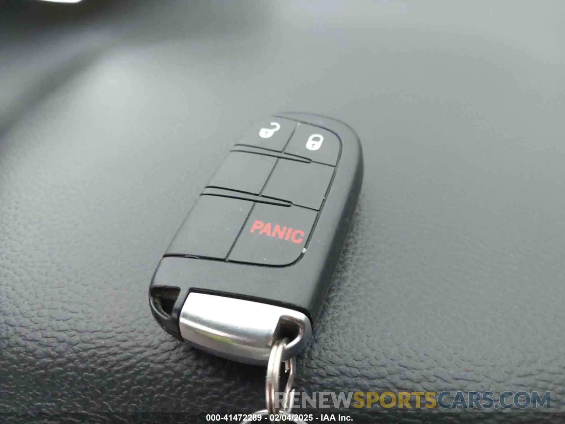 11 Photograph of a damaged car 3C4PDCBG9KT869149 DODGE JOURNEY 2019