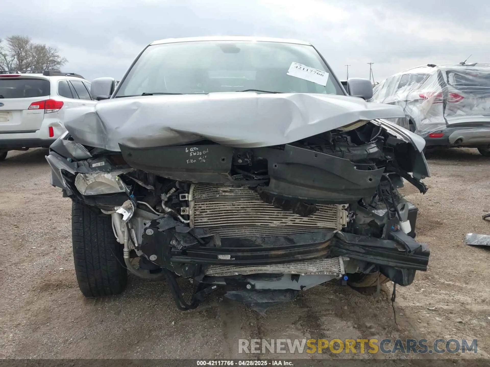 13 Photograph of a damaged car 3C4PDCEG8KT763335 DODGE JOURNEY 2019