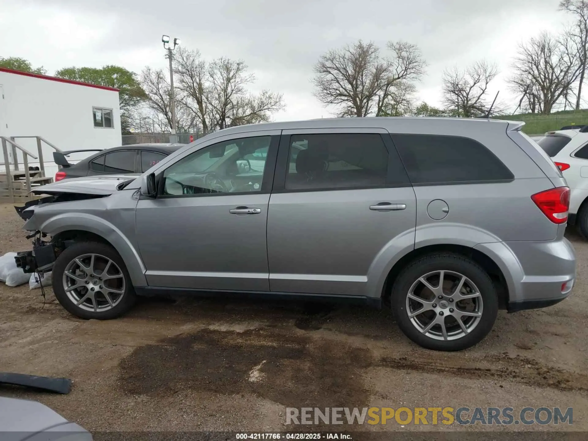 15 Photograph of a damaged car 3C4PDCEG8KT763335 DODGE JOURNEY 2019