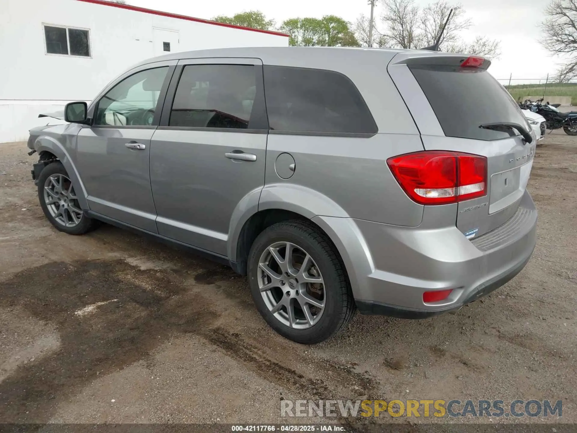 3 Photograph of a damaged car 3C4PDCEG8KT763335 DODGE JOURNEY 2019
