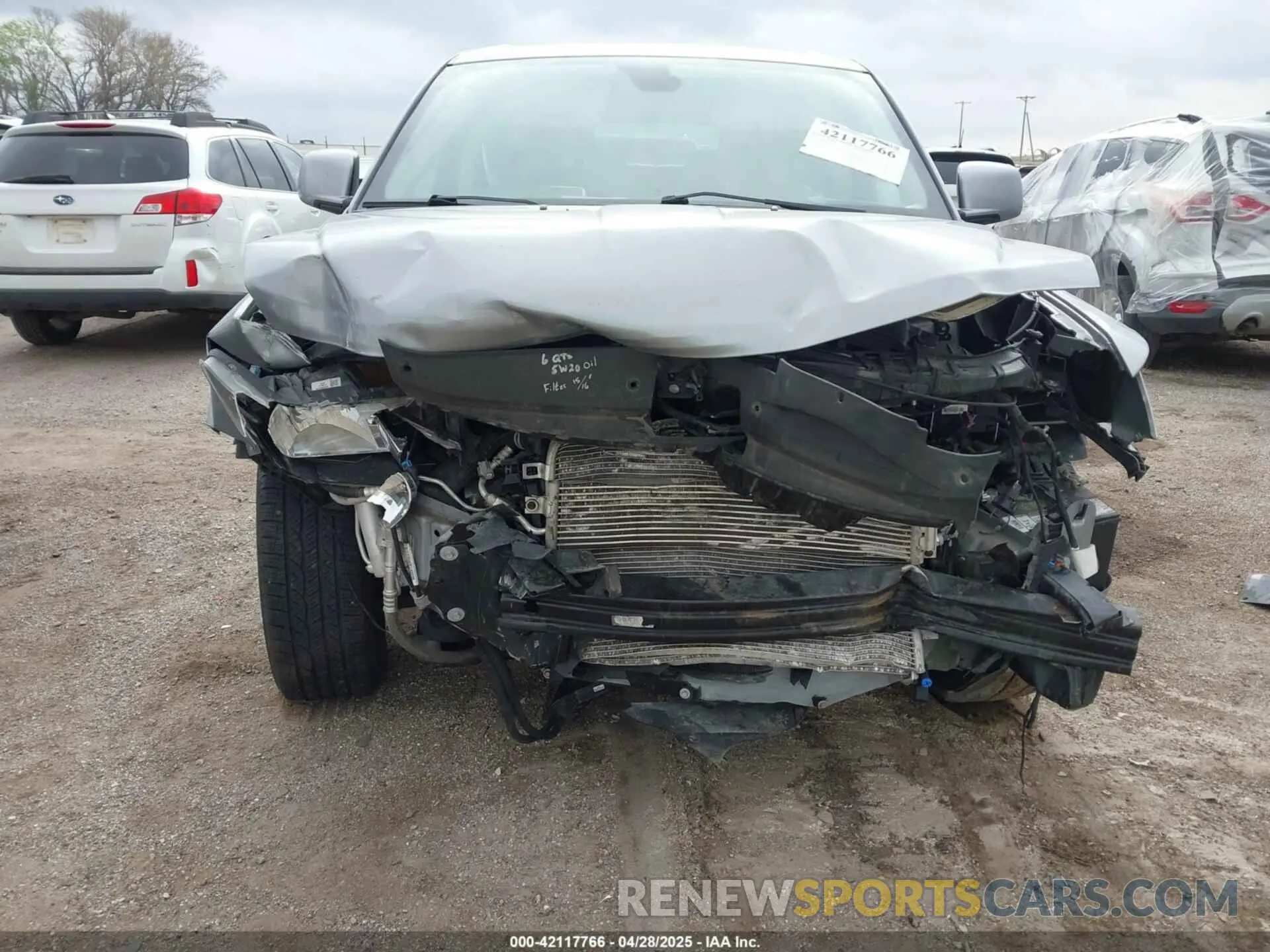 6 Photograph of a damaged car 3C4PDCEG8KT763335 DODGE JOURNEY 2019