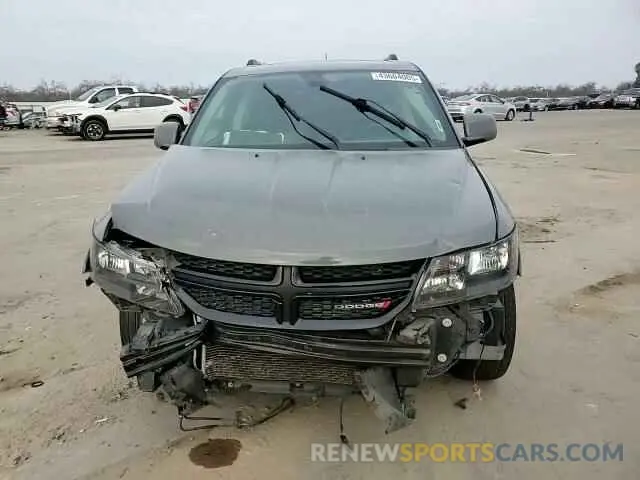11 Photograph of a damaged car 3C4PDCGB5KT873793 DODGE JOURNEY 2019