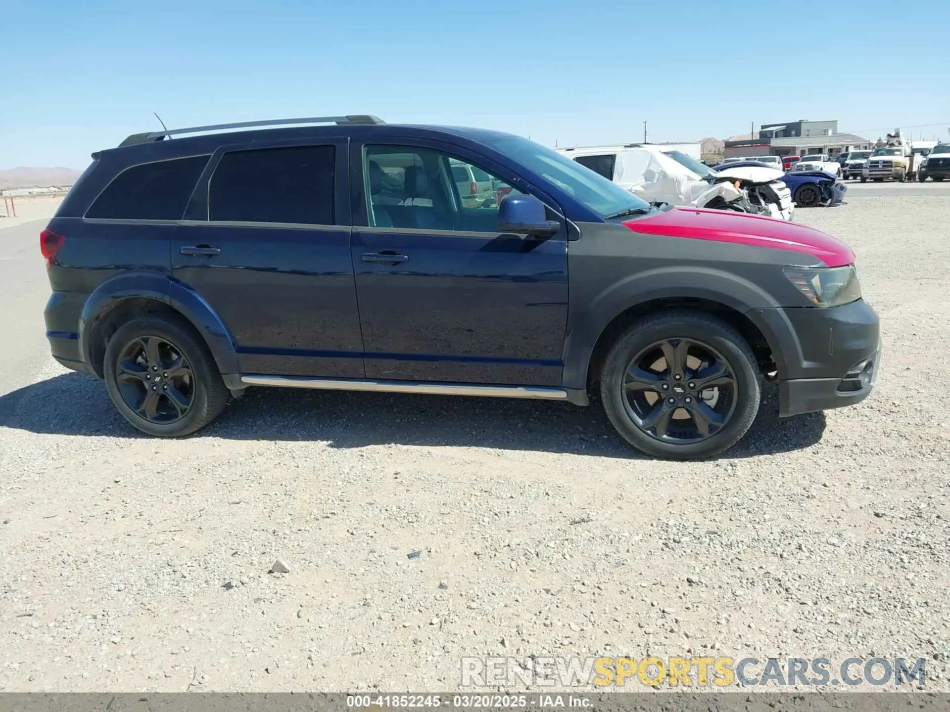13 Photograph of a damaged car 3C4PDCGG0KT737485 DODGE JOURNEY 2019